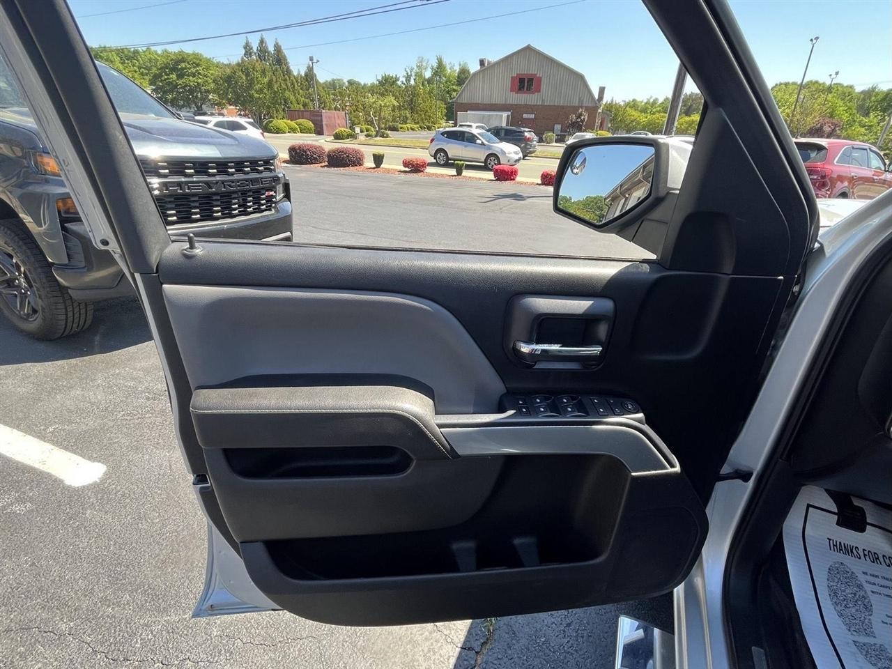 Chevrolet Silverado 1500 LT Z71 Crew Cab 4WD 2015