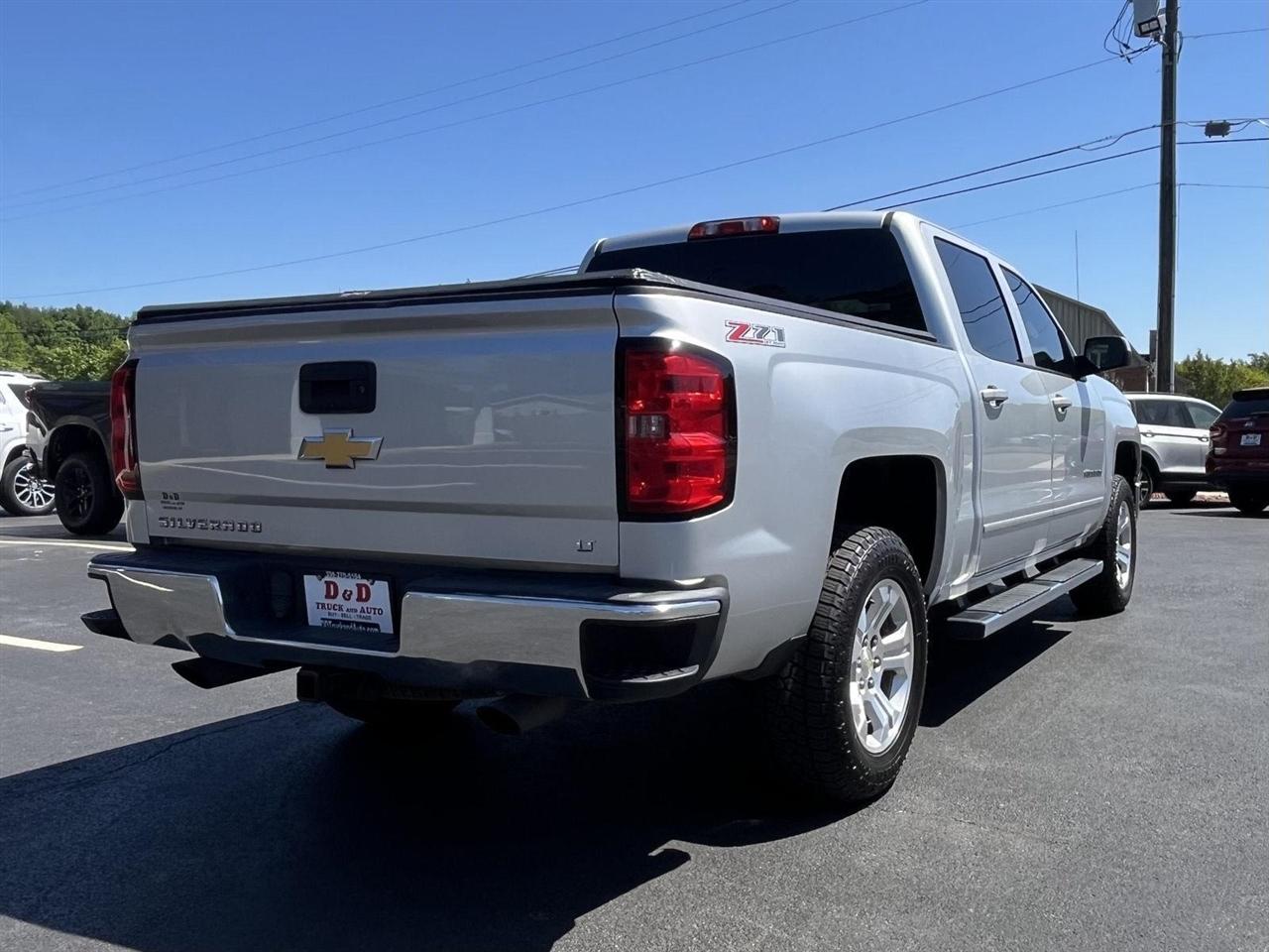 Chevrolet Silverado 1500 LT Z71 Crew Cab 4WD 2015