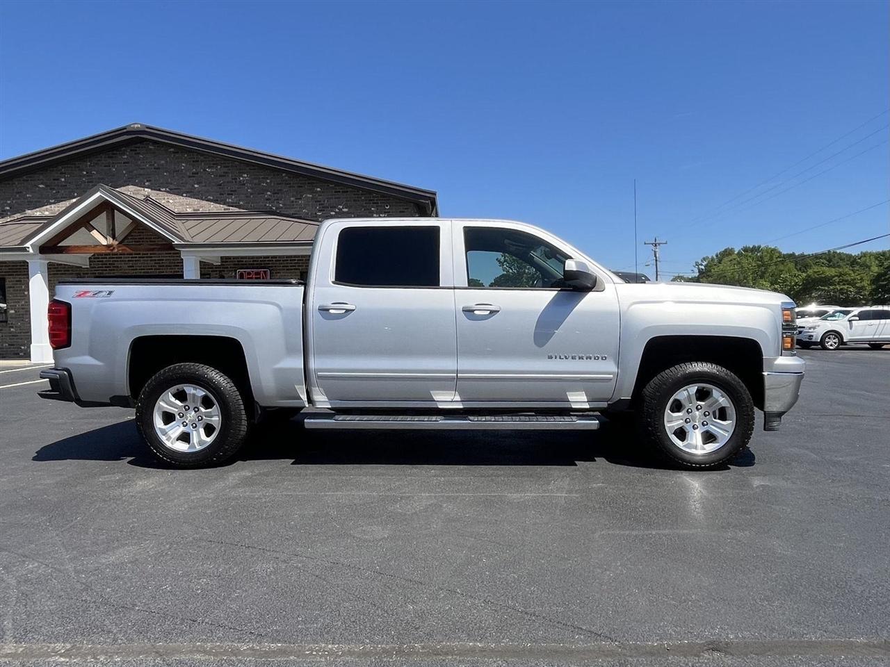 Chevrolet Silverado 1500 LT Z71 Crew Cab 4WD 2015