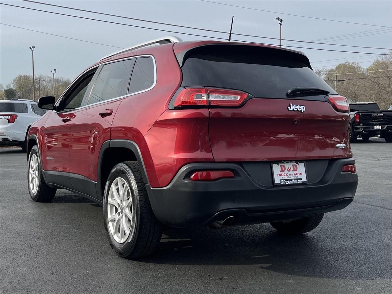 Jeep Cherokee Latitude FWD 2017