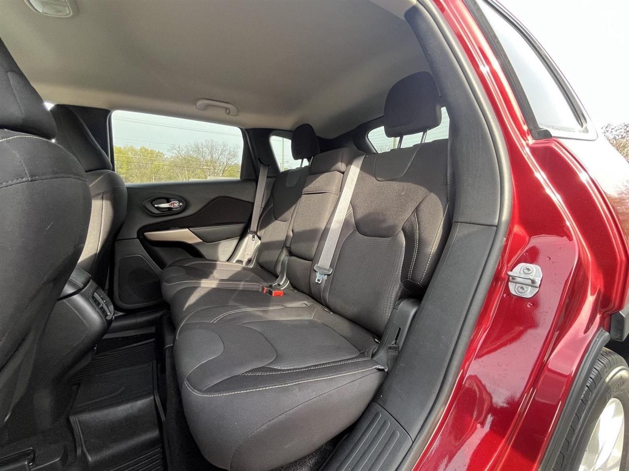 Jeep Cherokee Latitude FWD 2017