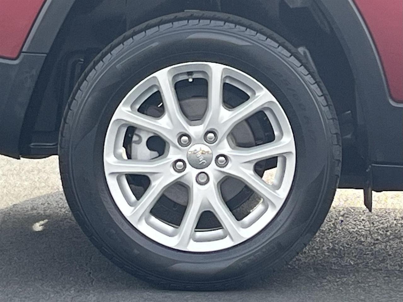 Jeep Cherokee Latitude FWD 2017