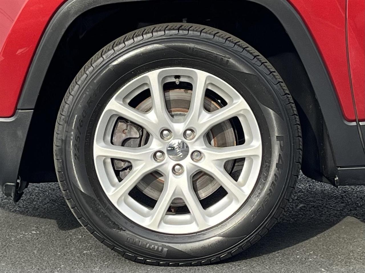 Jeep Cherokee Latitude FWD 2017