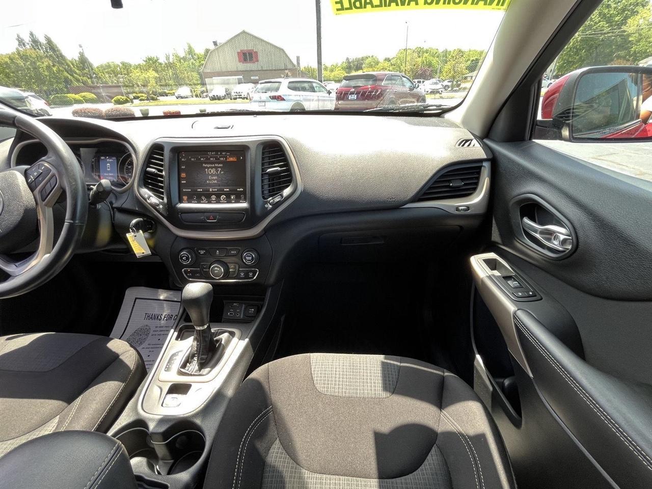 Jeep Cherokee Latitude FWD 2017