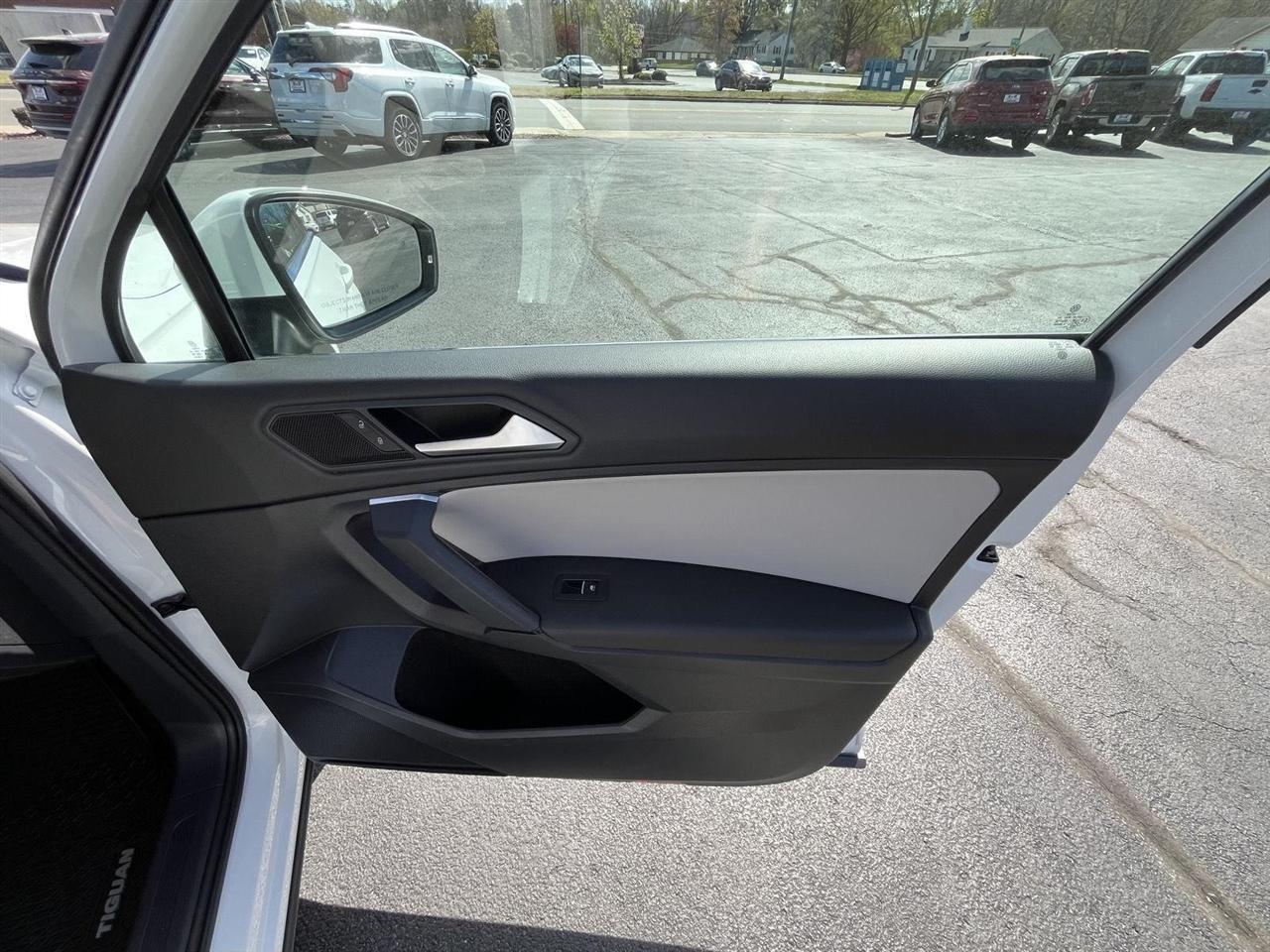 Volkswagen Tiguan SE 2019