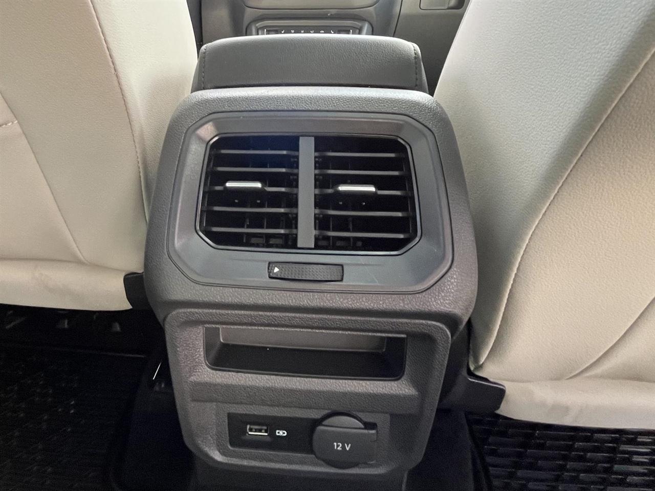 Volkswagen Tiguan SE 2019