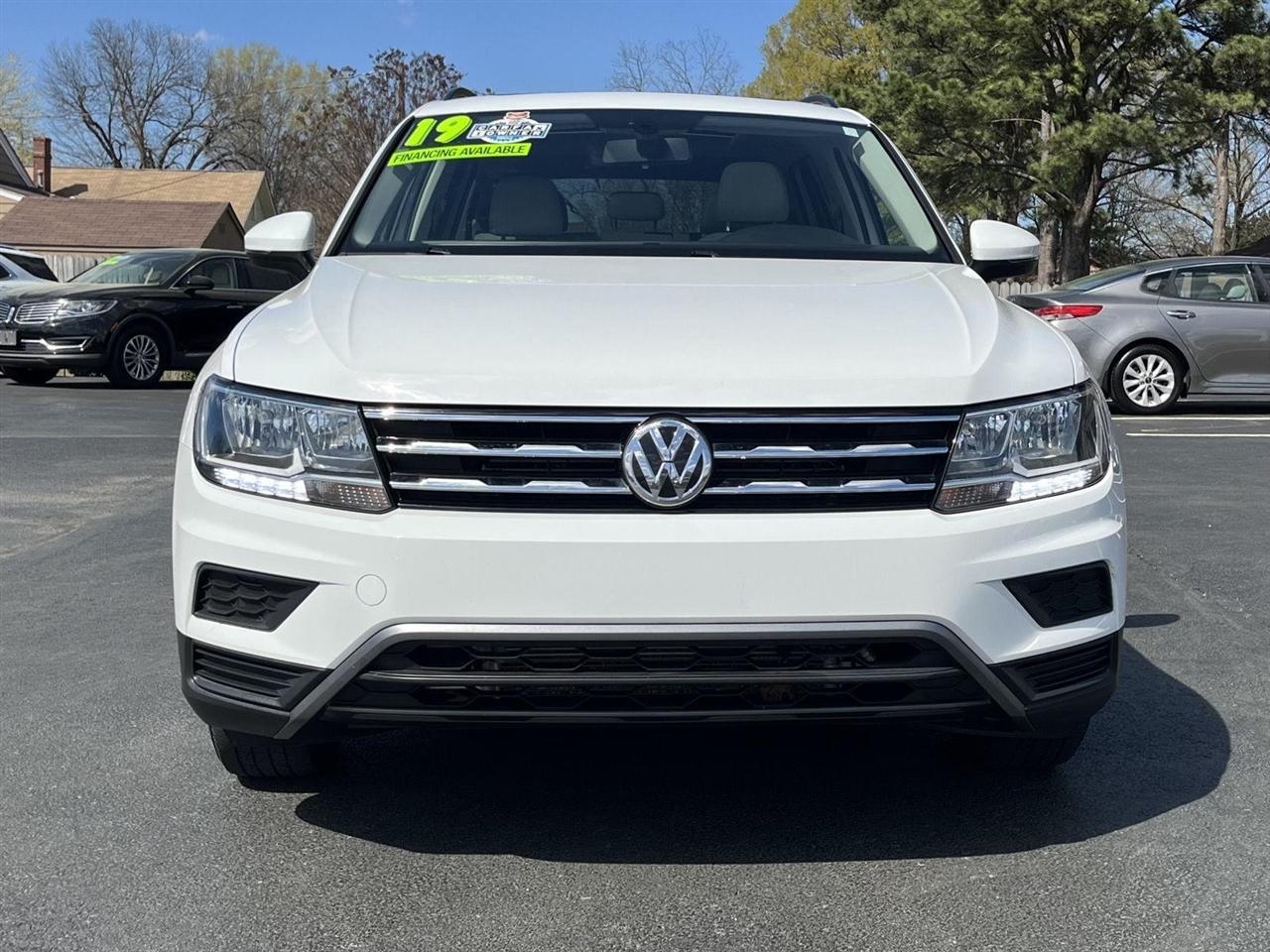 Volkswagen Tiguan SE 2019