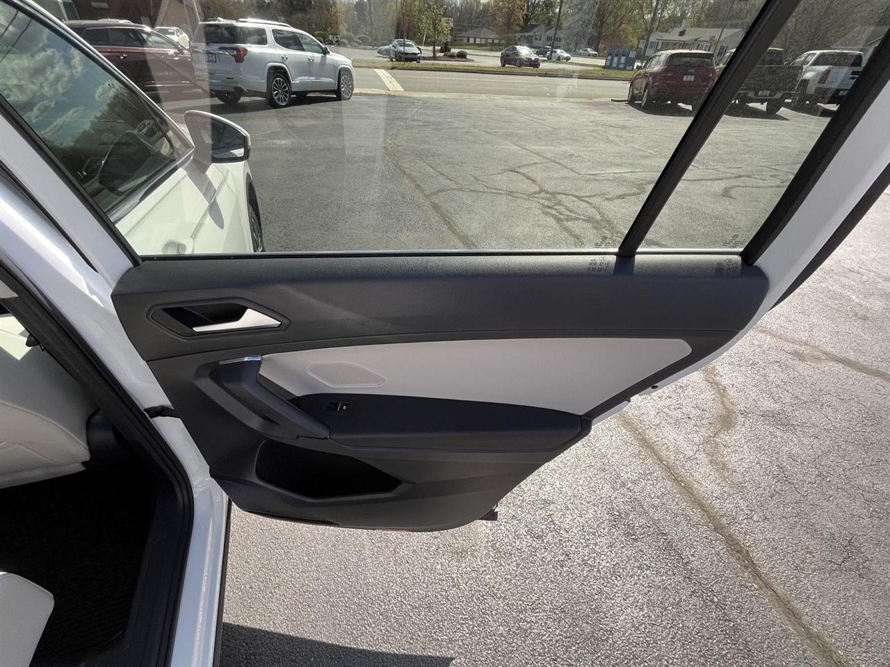 Volkswagen Tiguan SE 2019