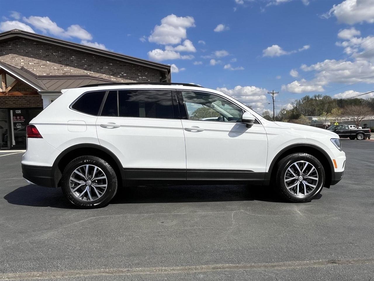 Volkswagen Tiguan SE 2019