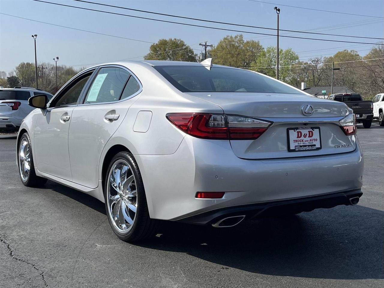 Lexus ES 350 Sedan 2016