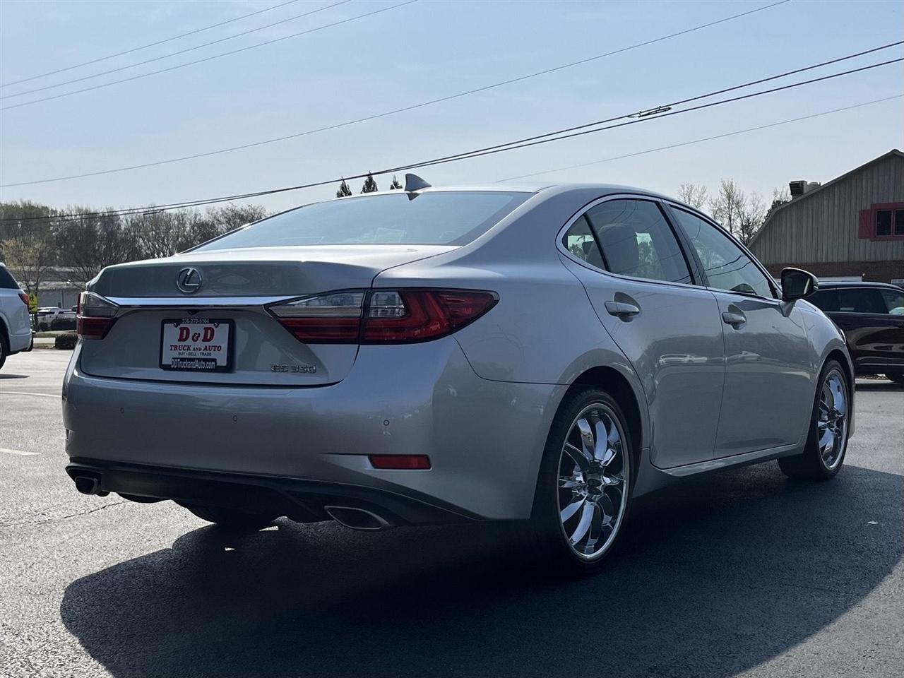 Lexus ES 350 Sedan 2016