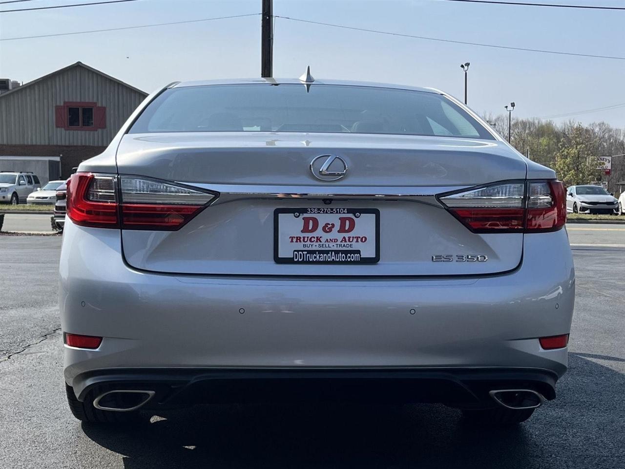 Lexus ES 350 4dr Sdn 2016