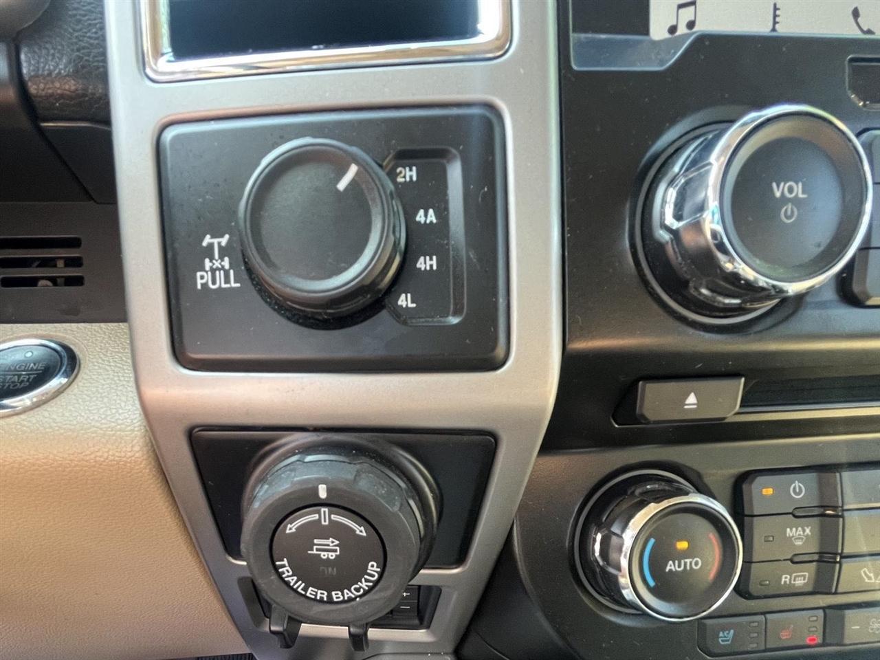 Ford F-150 Lariat SuperCrew 4WD 2017