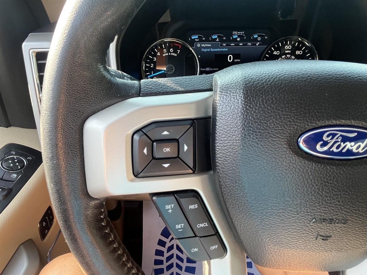 Ford F-150 Lariat SuperCrew 4WD 2017