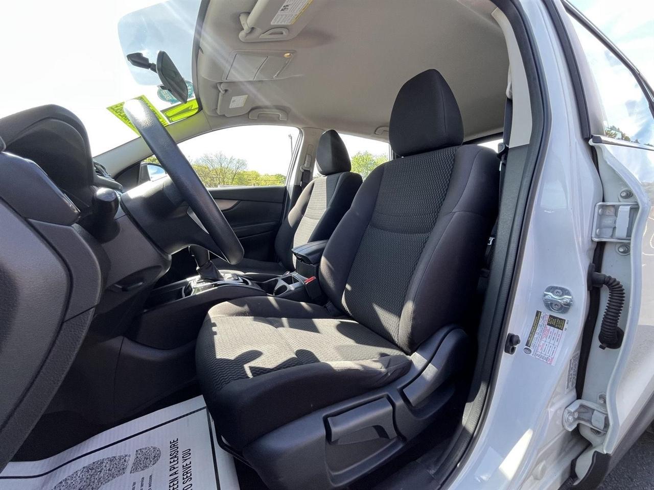 Nissan Rogue Sport S AWD 2017