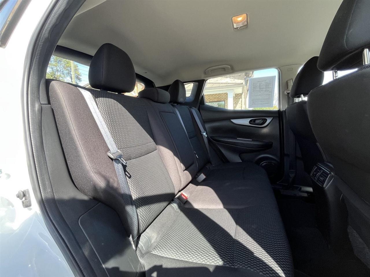 Nissan Rogue Sport S AWD 2017