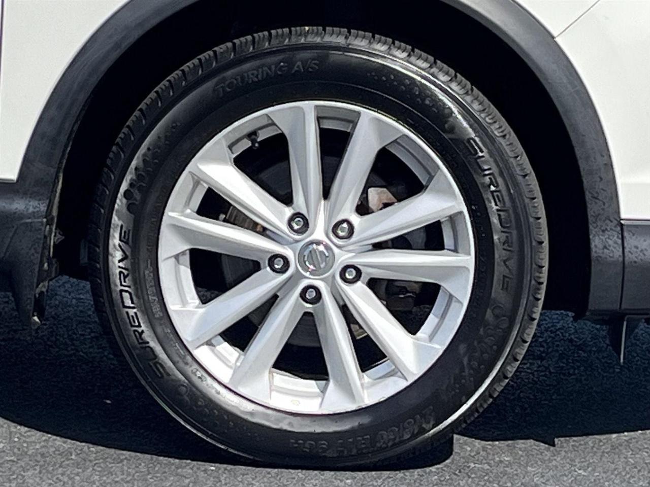 Nissan Rogue Sport S AWD 2017