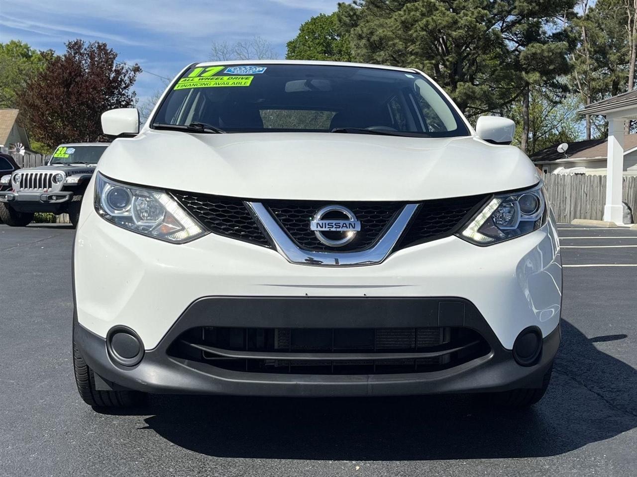 Nissan Rogue Sport S AWD 2017