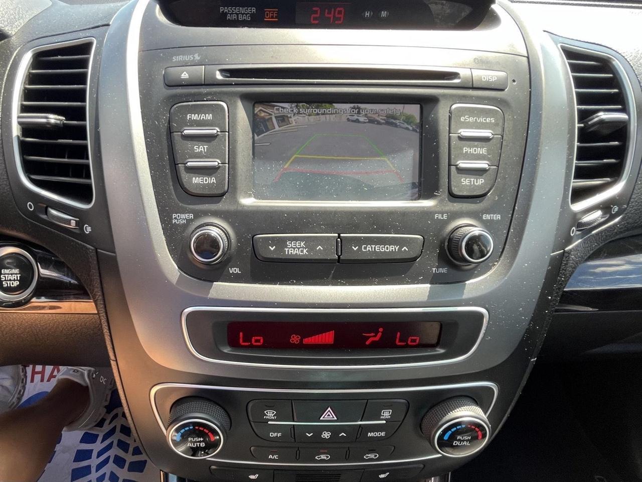 Kia Sorento EX V6 2WD 2015