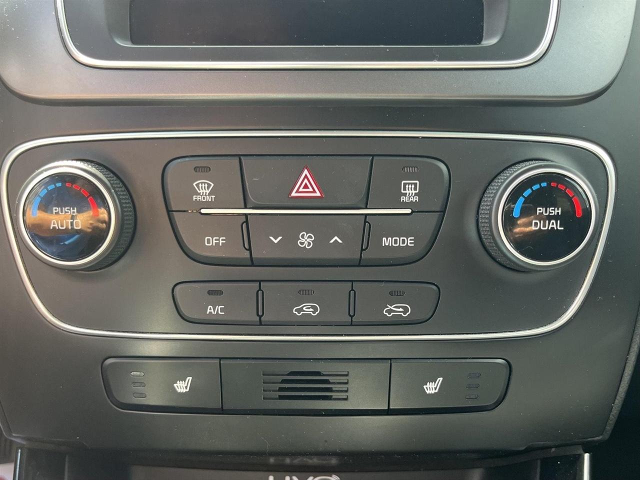 Kia Sorento EX V6 2WD 2015