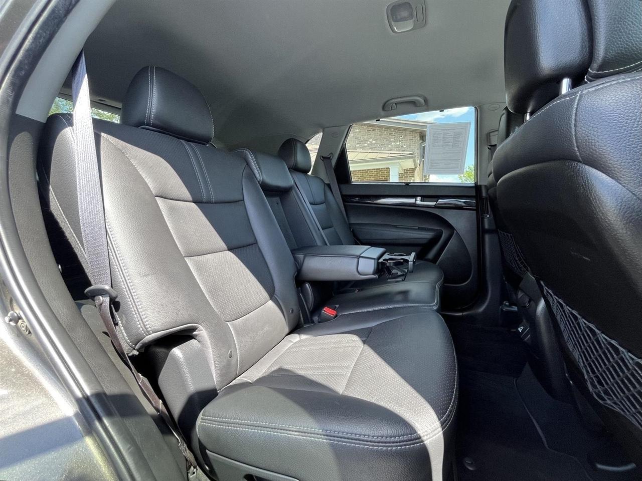 Kia Sorento EX V6 2WD 2015