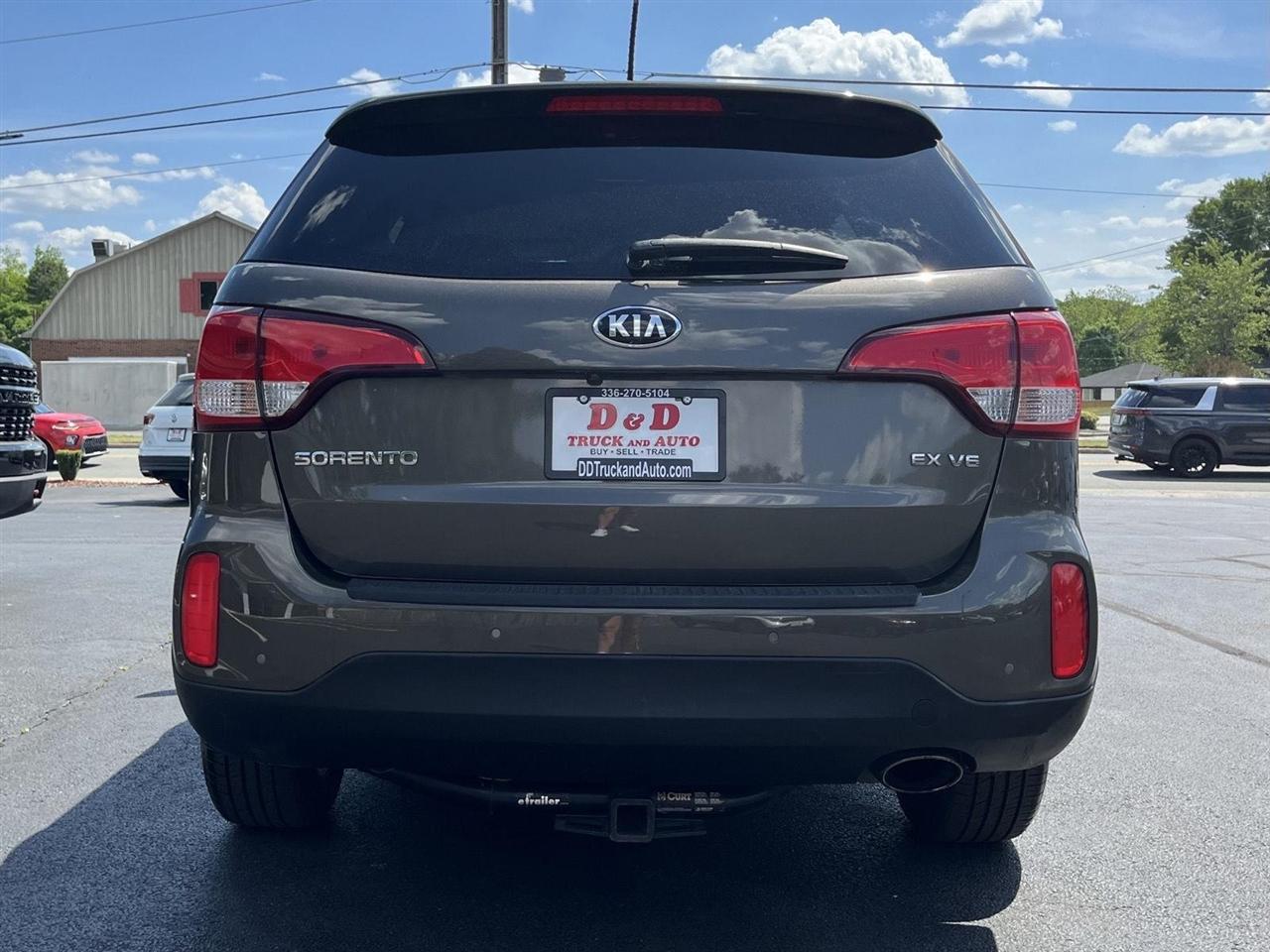 Kia Sorento EX V6 2WD 2015