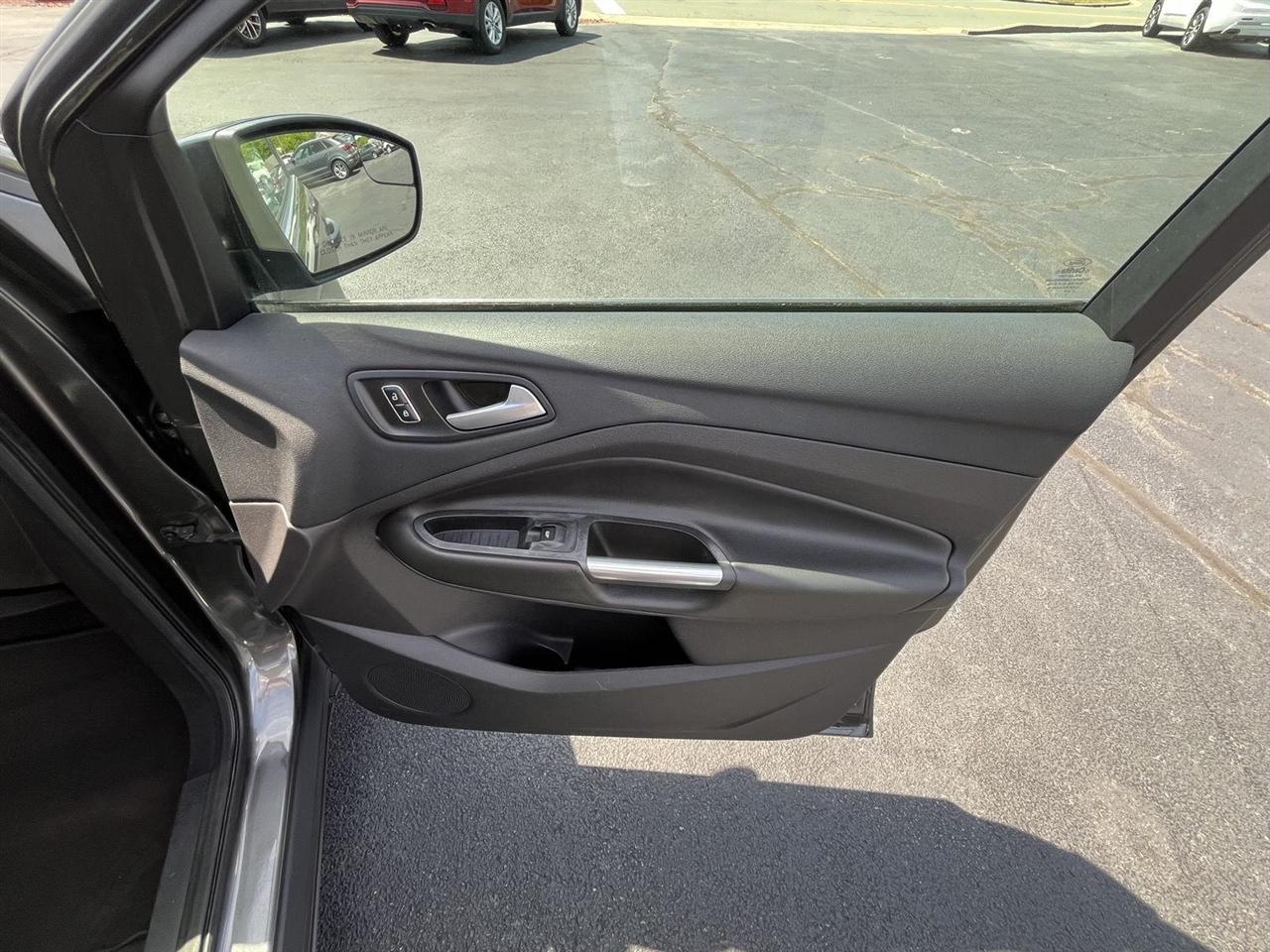 Ford Escape SE 4WD 2016