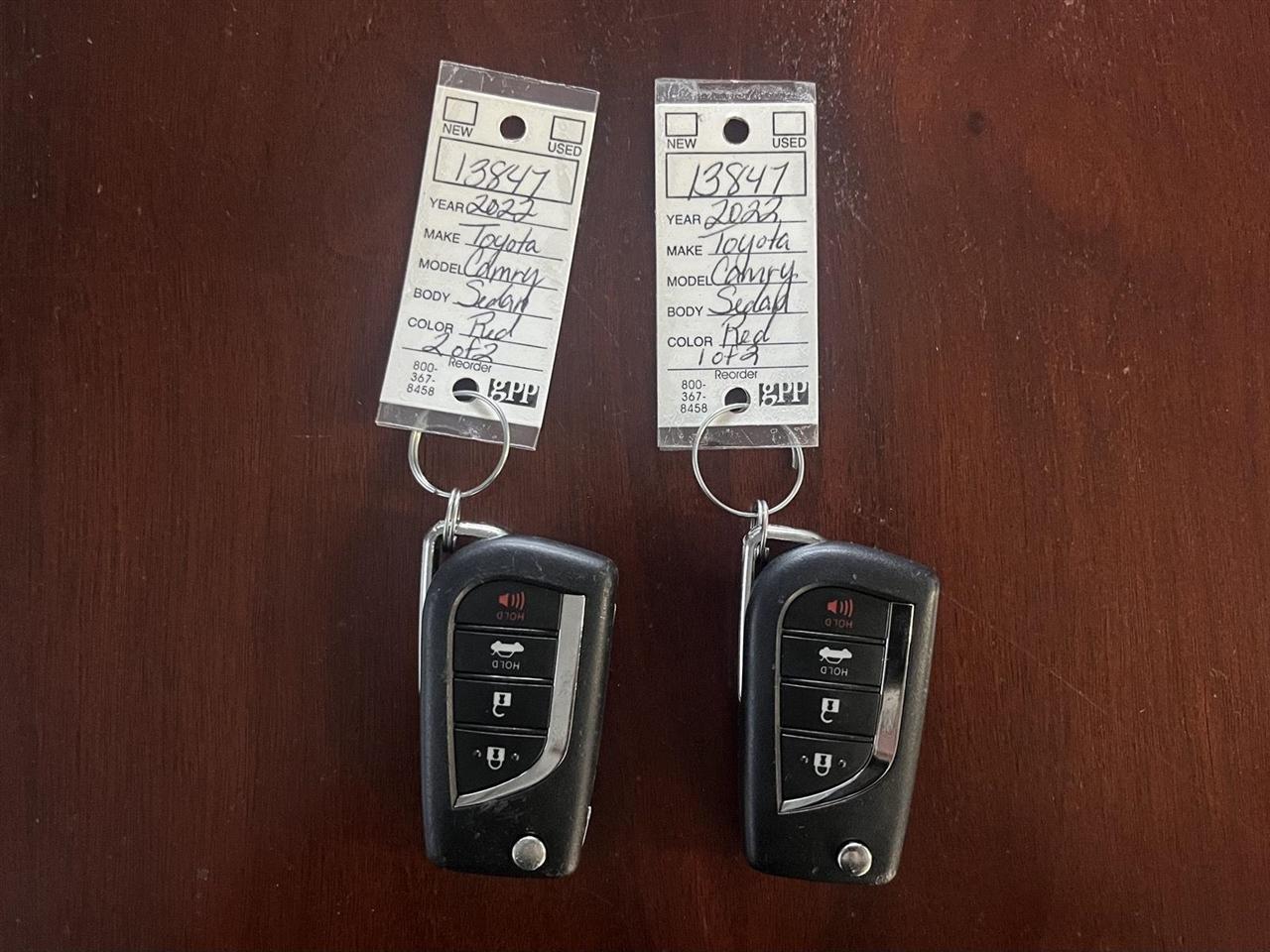 Toyota Camry SE 2022