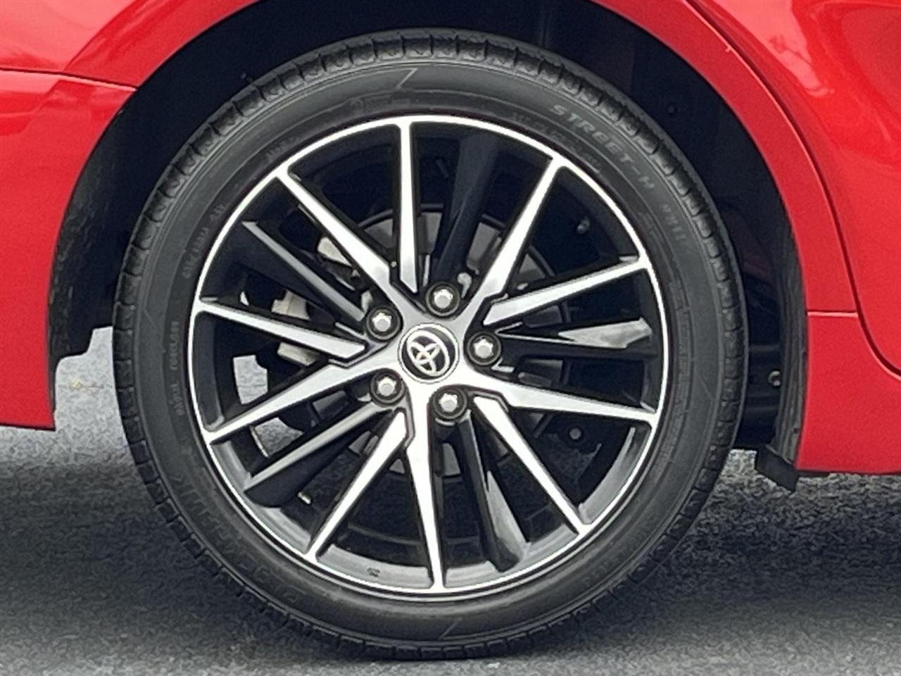 Toyota Camry SE 2022