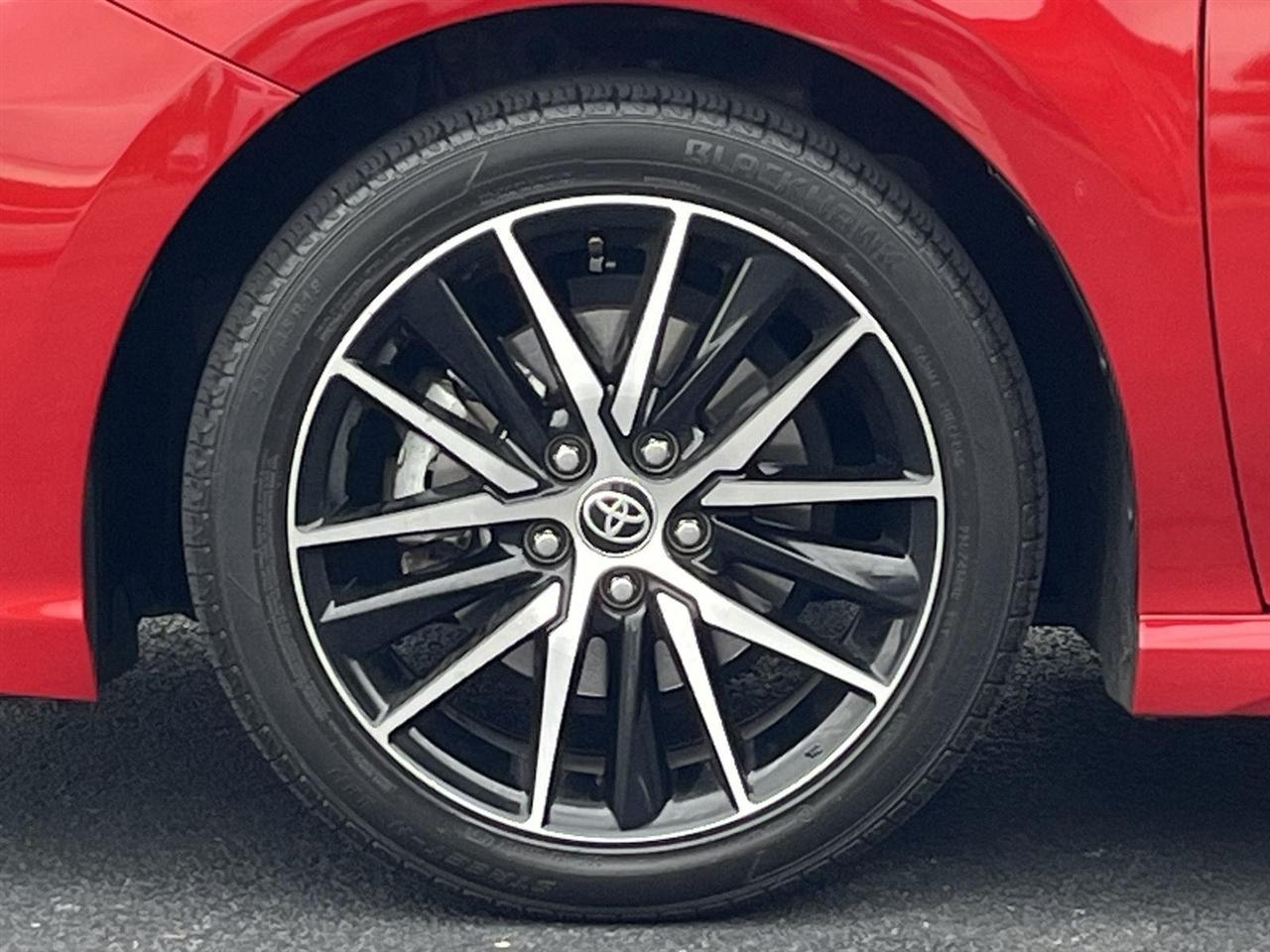 Toyota Camry SE 2022