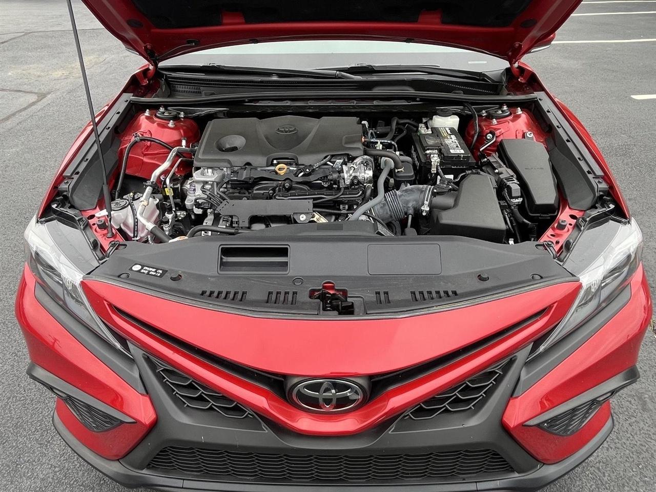 Toyota Camry SE 2022