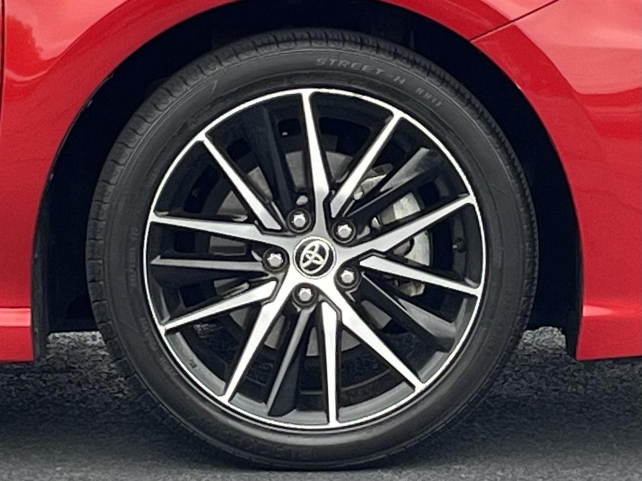 Toyota Camry SE 2022