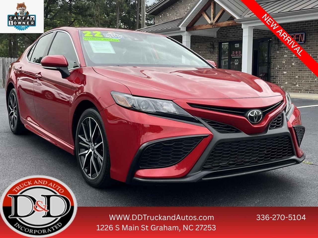 2022 Toyota Camry SE