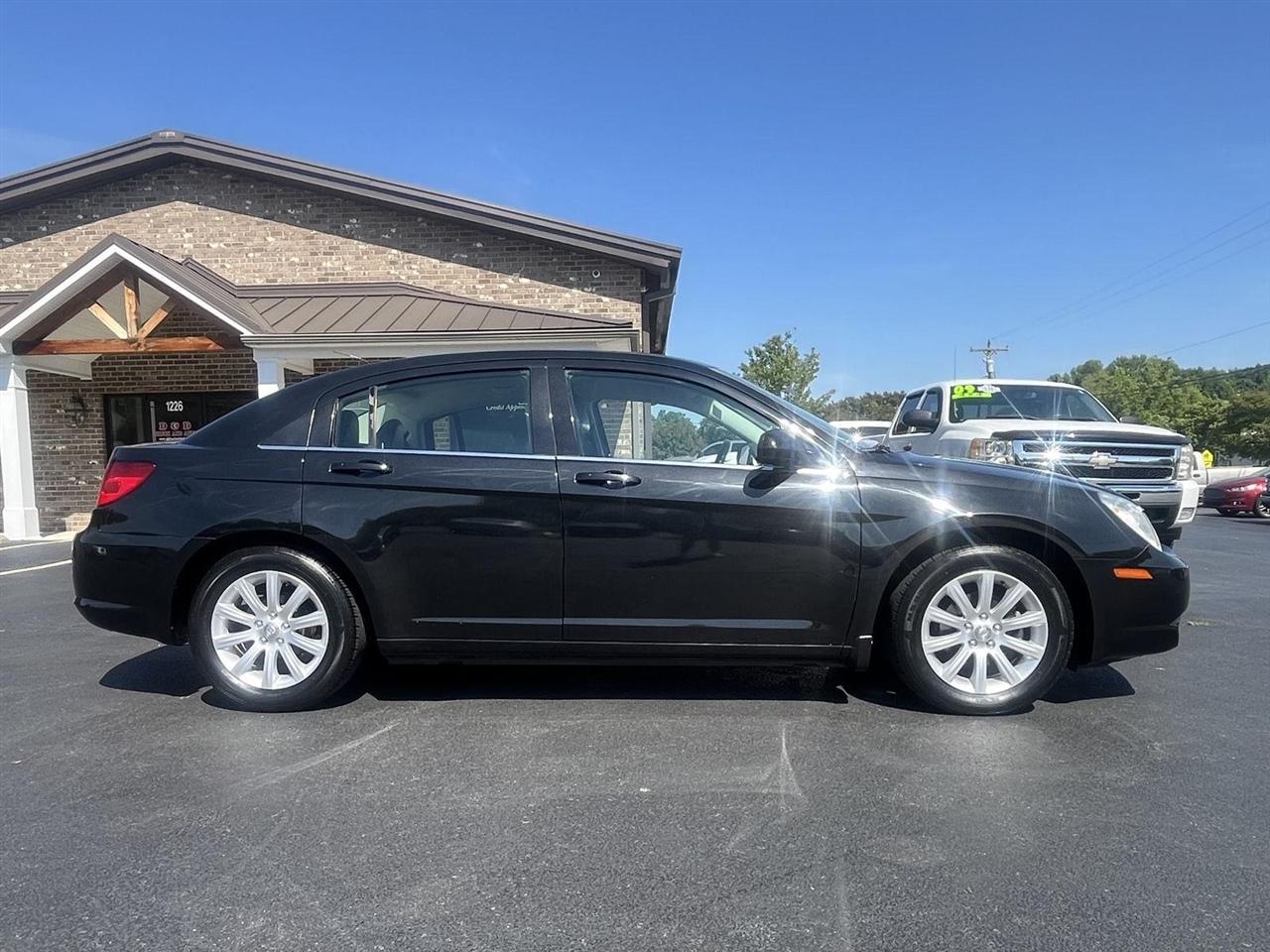 Chrysler Sebring Sedan Limited 2010
