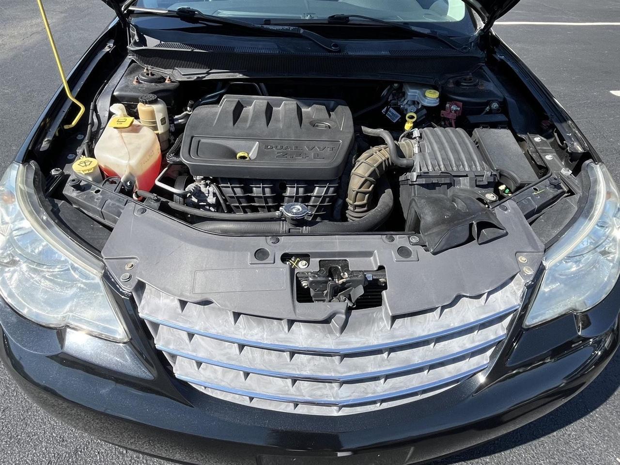 Chrysler Sebring Sedan Limited 2010