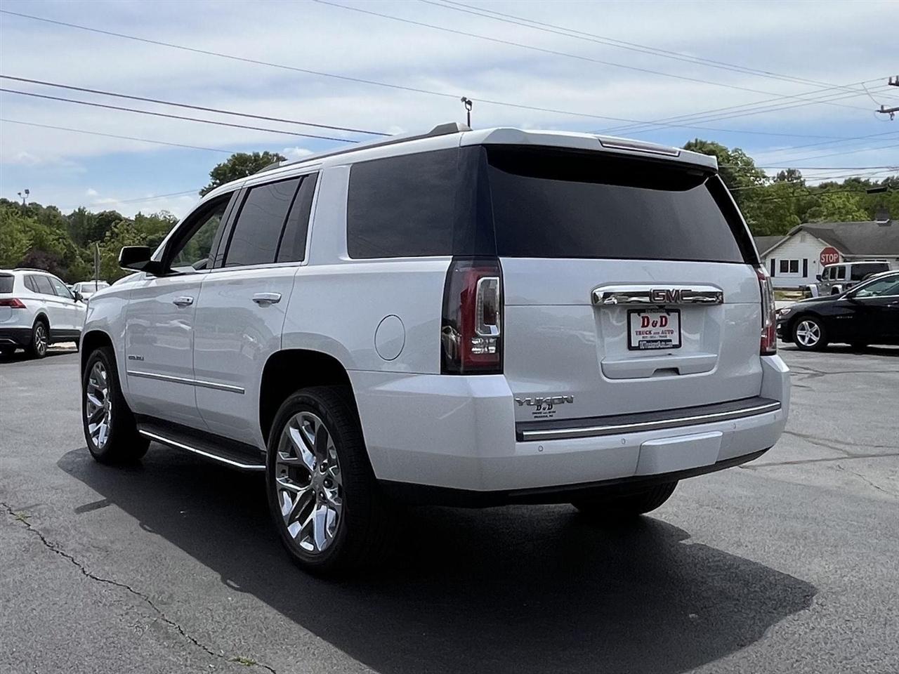 GMC Yukon Denali 4WD 2018