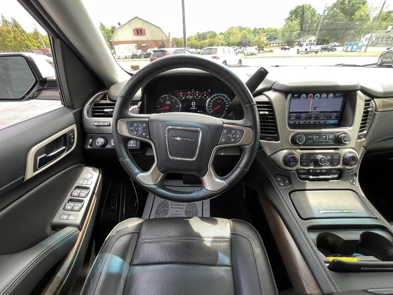 GMC Yukon Denali 4WD 2018