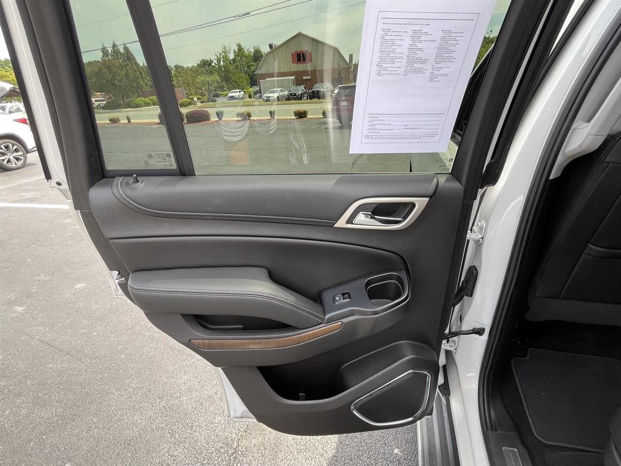 GMC Yukon Denali 4WD 2018