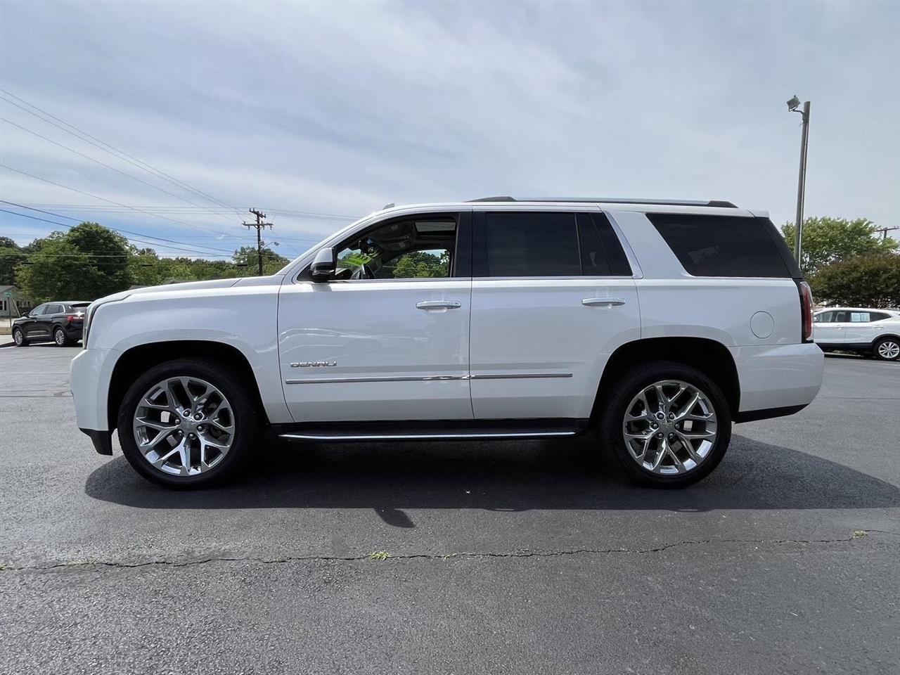 GMC Yukon Denali 4WD 2018