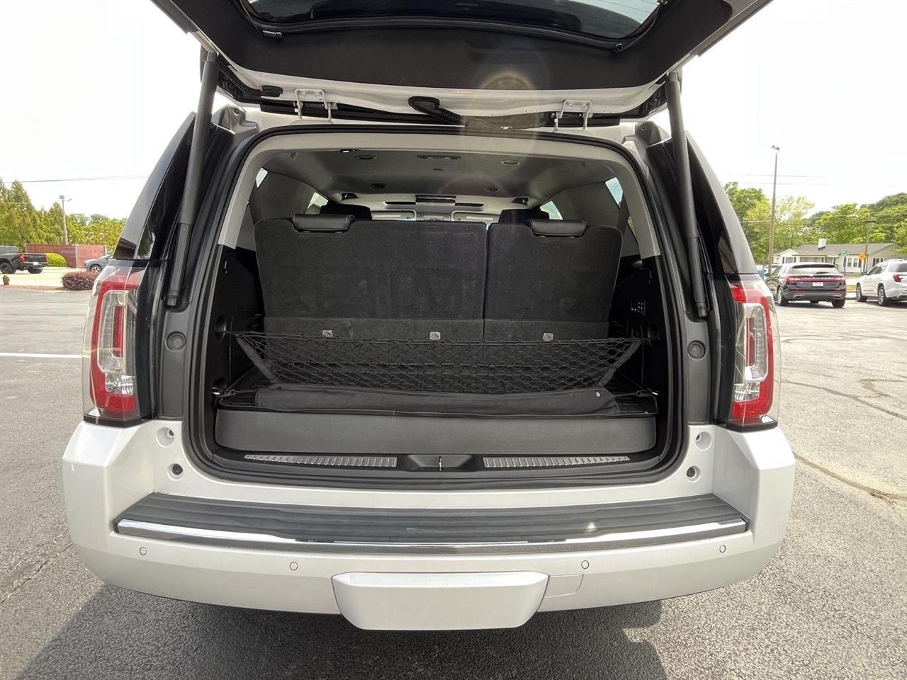 GMC Yukon Denali 4WD 2018