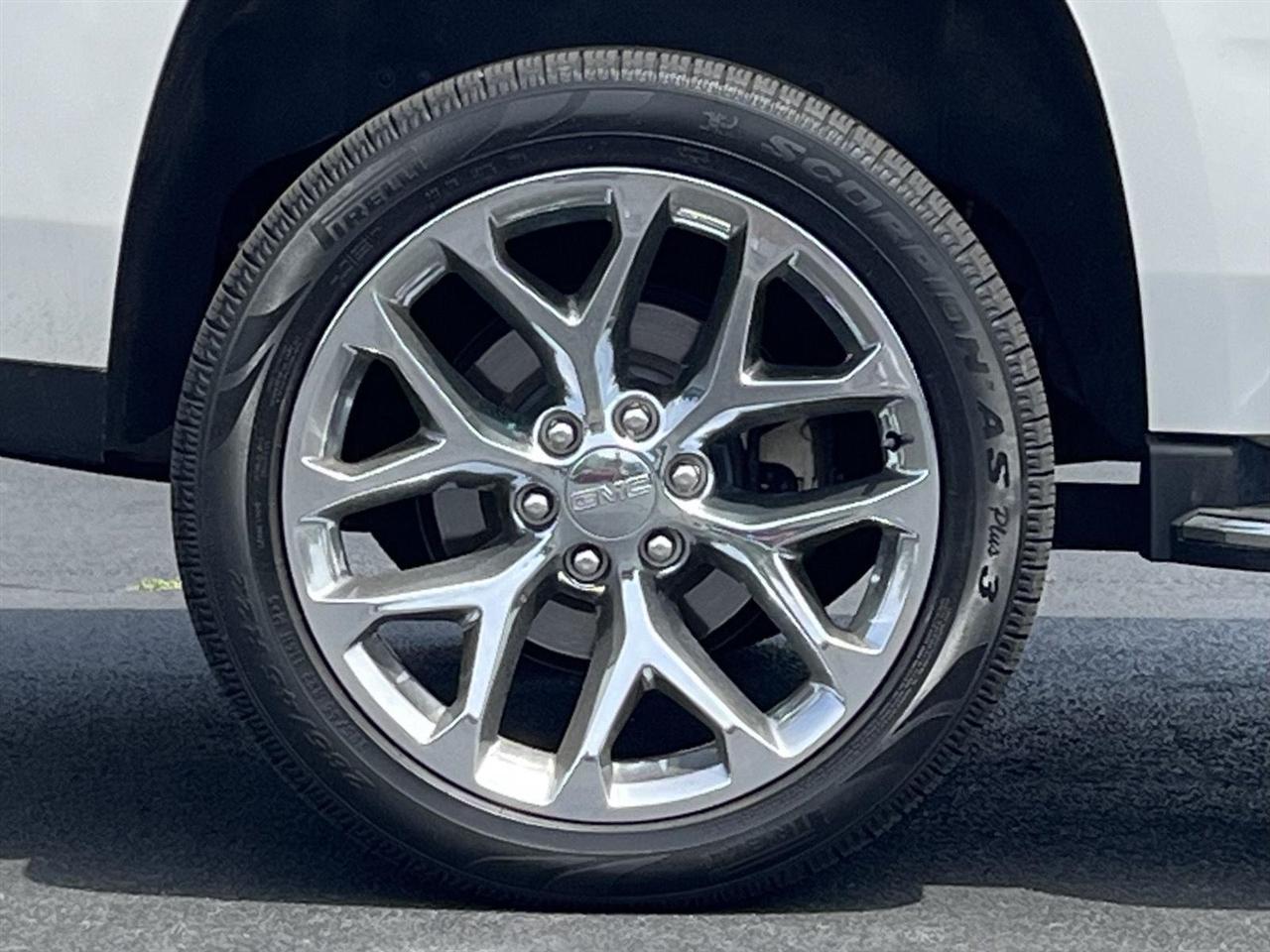 GMC Yukon Denali 4WD 2018