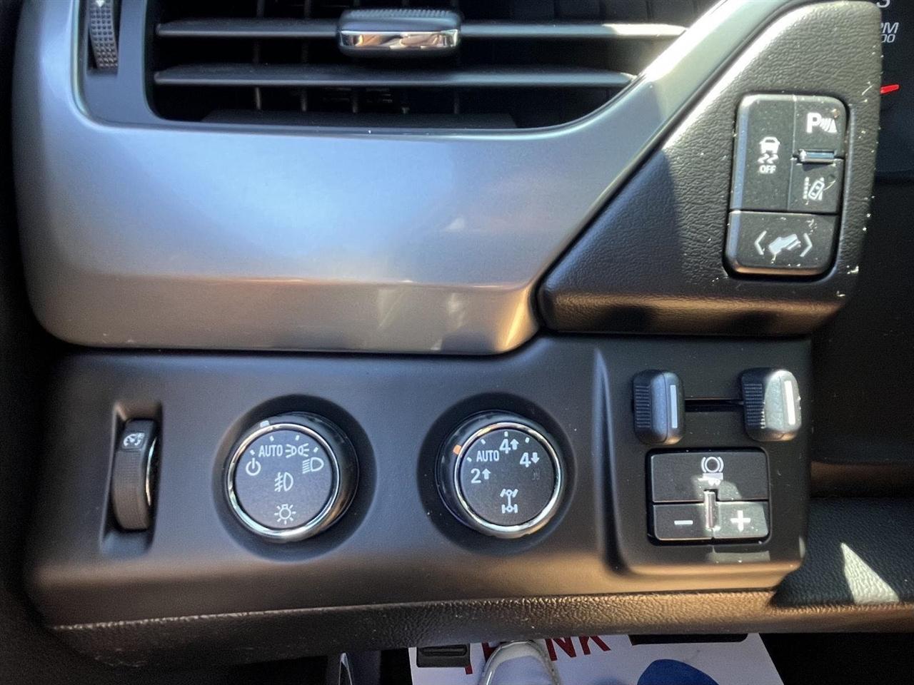 Chevrolet Tahoe LTZ 4WD 2015