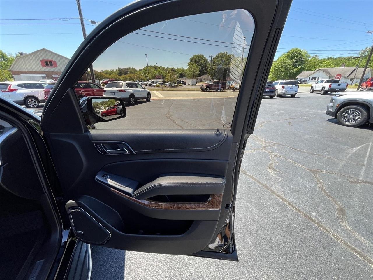 Chevrolet Tahoe LTZ 4WD 2015