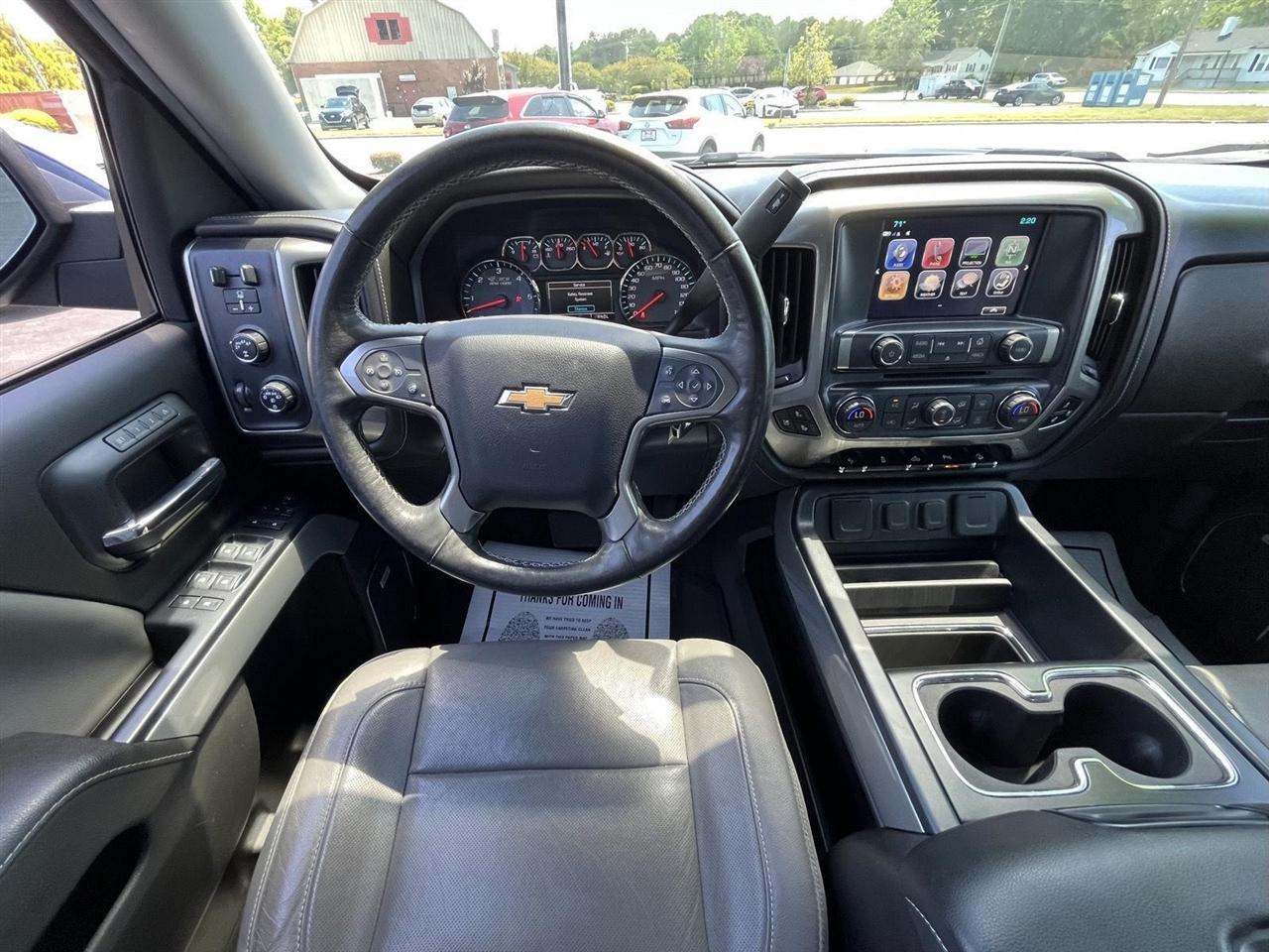 Chevrolet Silverado 1500 LTZ Crew Cab 4WD 2018