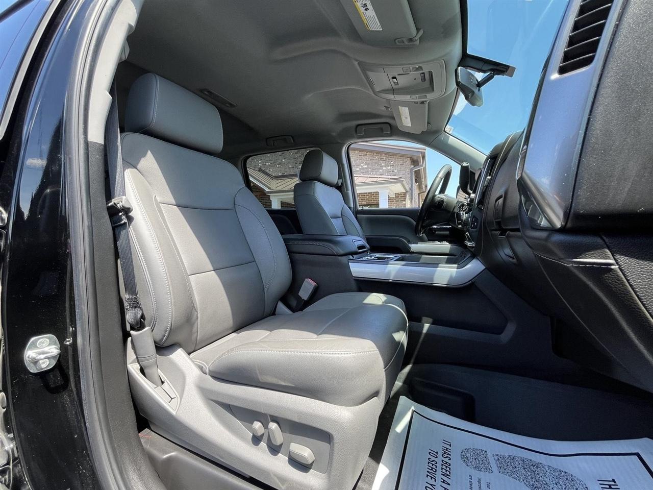 Chevrolet Silverado 1500 LTZ Crew Cab 4WD 2018