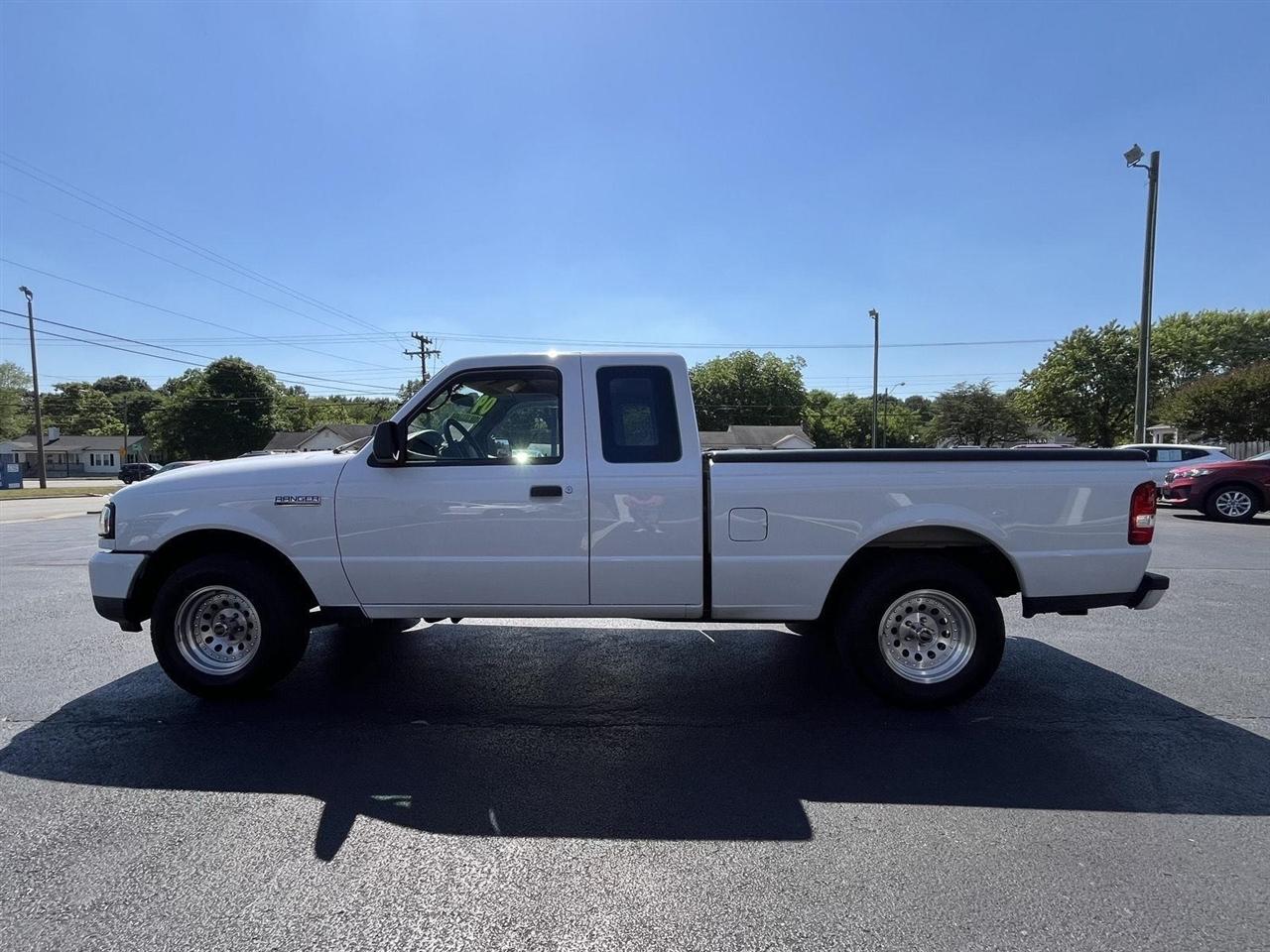 Ford Ranger XLT SuperCab 4-Door 2WD 2009