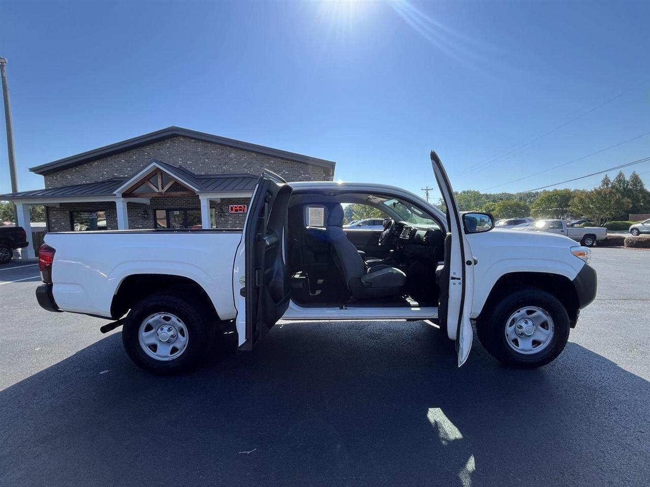 Toyota Tacoma 4WD 2020