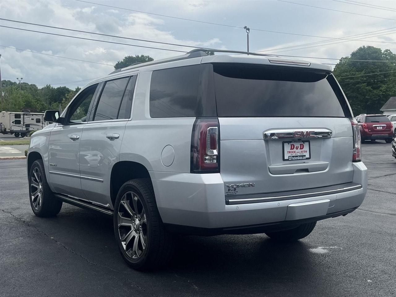 GMC Yukon Denali 4WD 2018