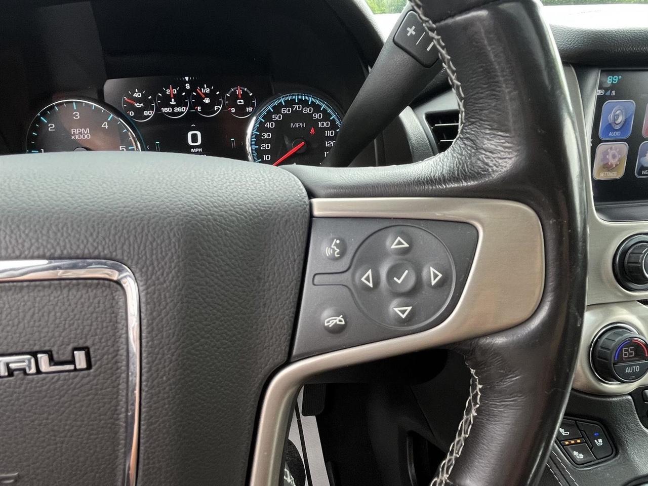 GMC Yukon Denali 4WD 2018