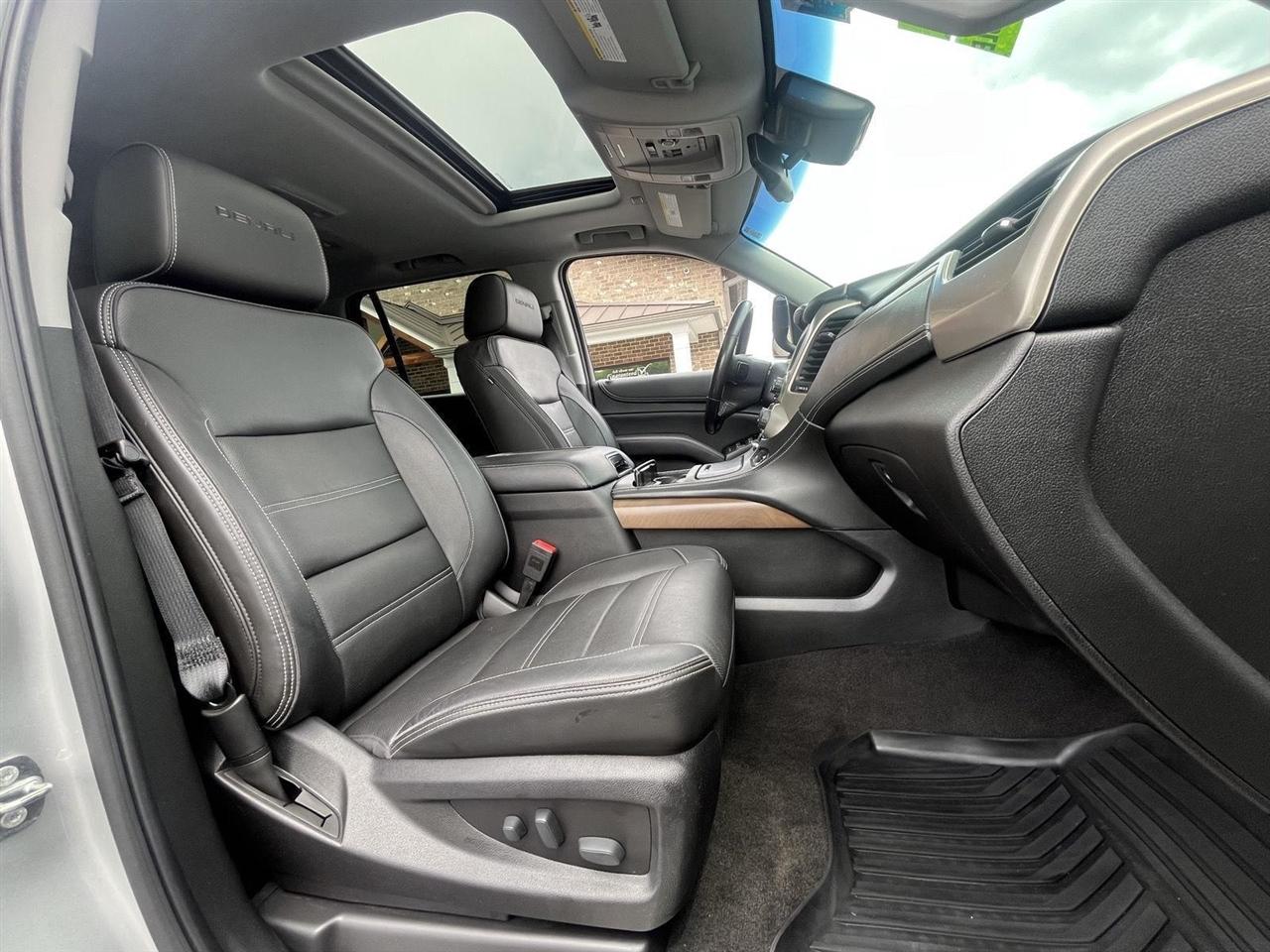 GMC Yukon Denali 4WD 2018